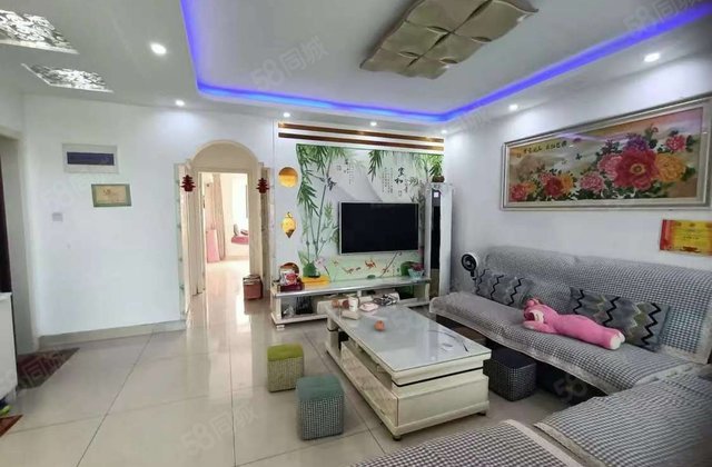 万达北总高18层一梯两户,两室朝阳免大税带储,信合花苑有车位