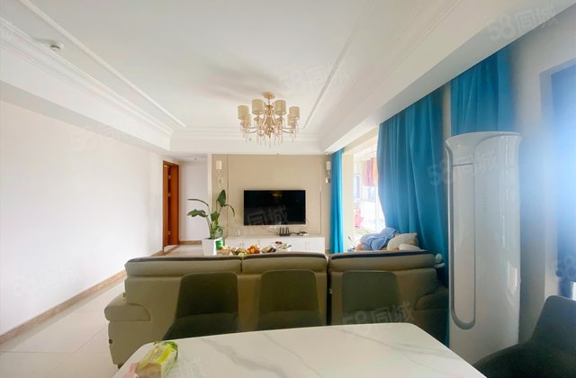 恒大未来城(三期)4室2厅138.46㎡178万二手房图片