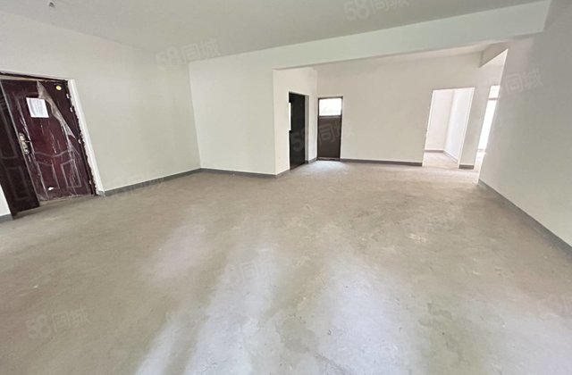 中铁龙盘湖世纪山水(公寓住宅)4室2厅149㎡100万二手房图片