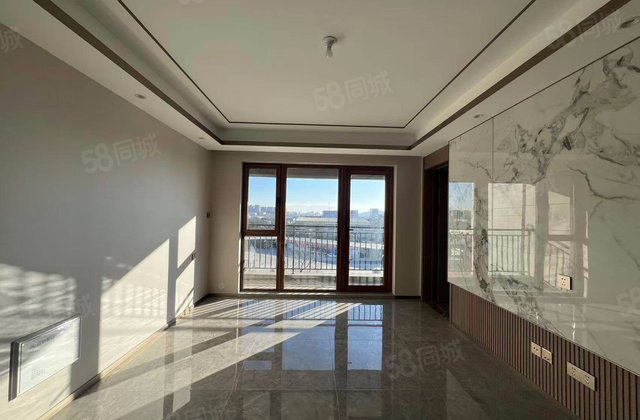 招商公园1872(五期)3室2厅107㎡135万二手房图片