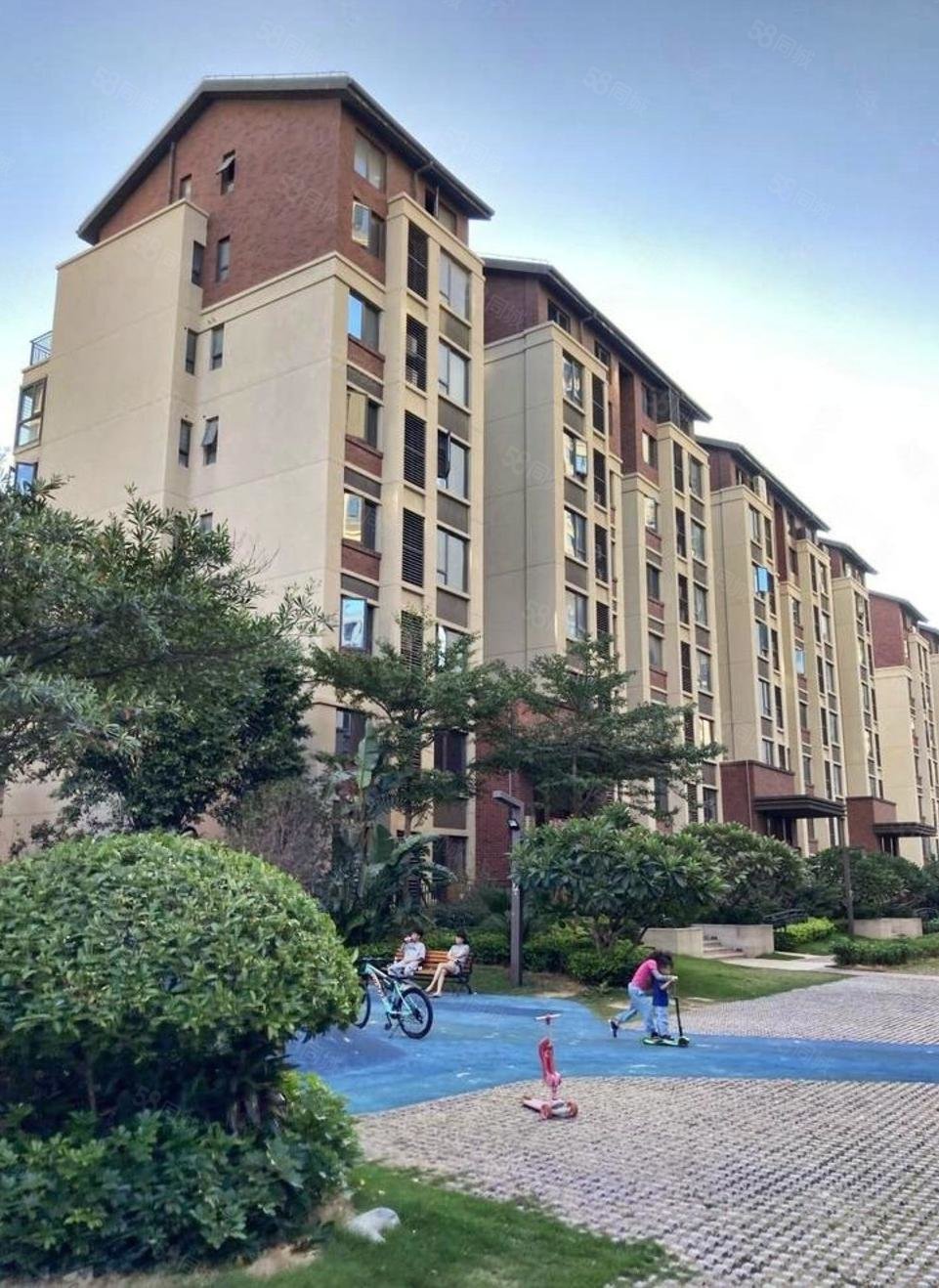 【10图】低密度 洋房可做婚房! 现代精装修 3房 2厅,随时看房,中航城