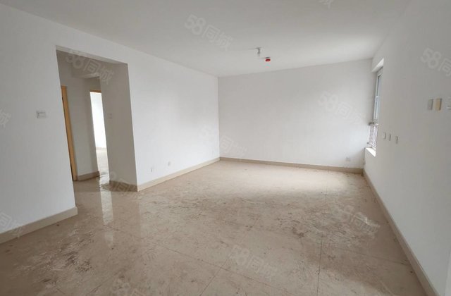 房东急售！急售！花园路 五中 三室两厅 看房子方便！送车储！