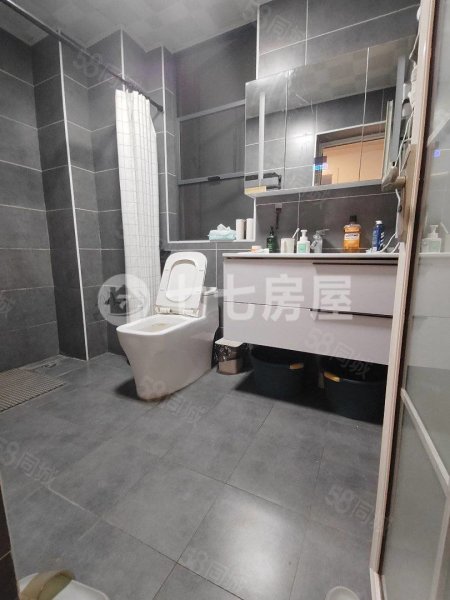 晴岚苑3室2厅1卫100㎡南北56.8万