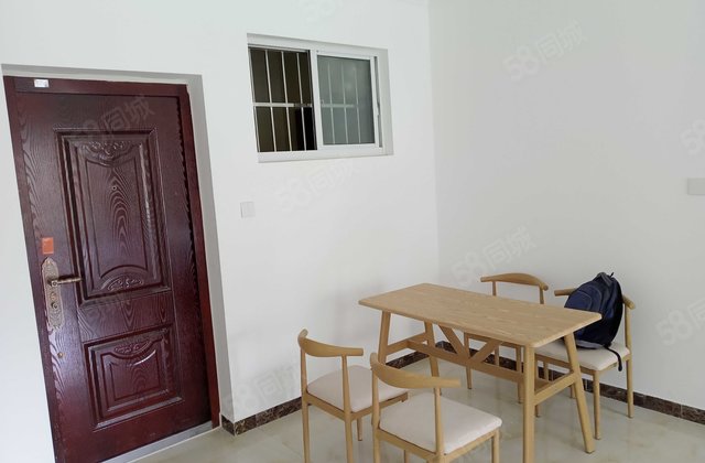 金柱绿城商品房，大两居，房东直卖，南北通透！送车位！送家具！