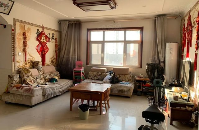 孟达国际新城A3区三室两厅一卫，西边户，带车位储藏室，免大税