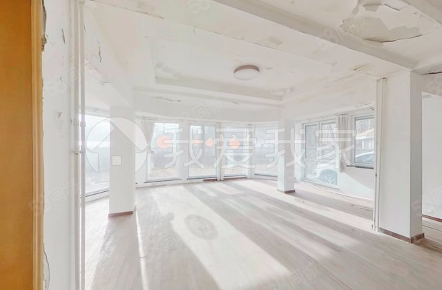 王府園中園(別墅)8室2廳3衛(wèi)256.1㎡東西1550萬(wàn)