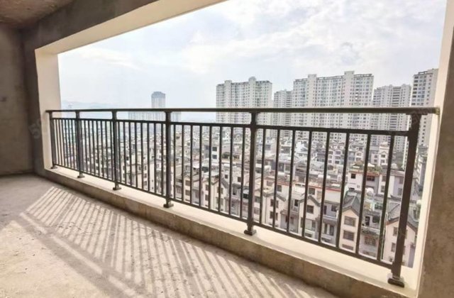 中梁国宾府3室2厅106㎡33.8万二手房图片