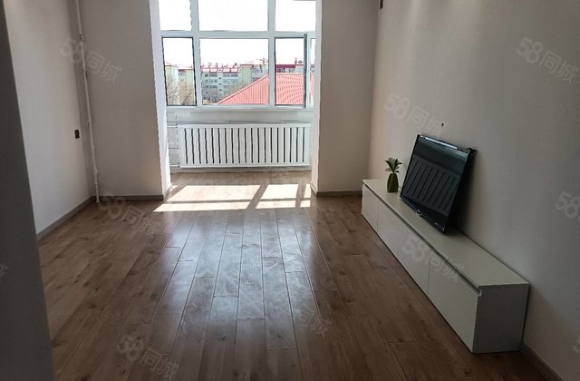 红卫星居住小区2室2厅64㎡10万二手房图片