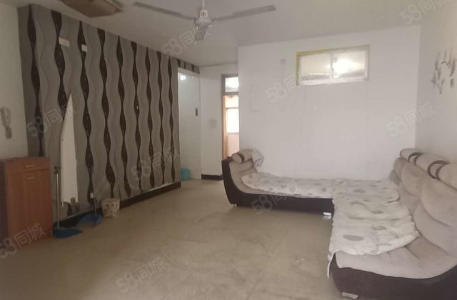 振兴东路亚大怡景单价四千多，98平只要四十多万