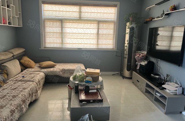 市实验  附近，带车位，带储存室，自己改地暖，小洋楼电梯房