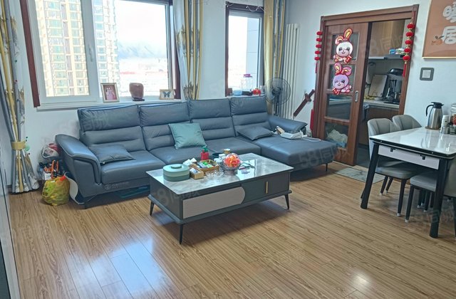 府悦居3室1厅91.5㎡205万二手房图片