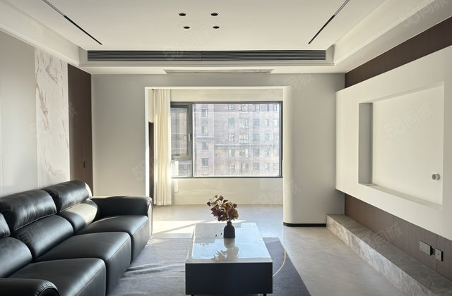 高速时代城(西区)4室2厅138㎡105万二手房图片