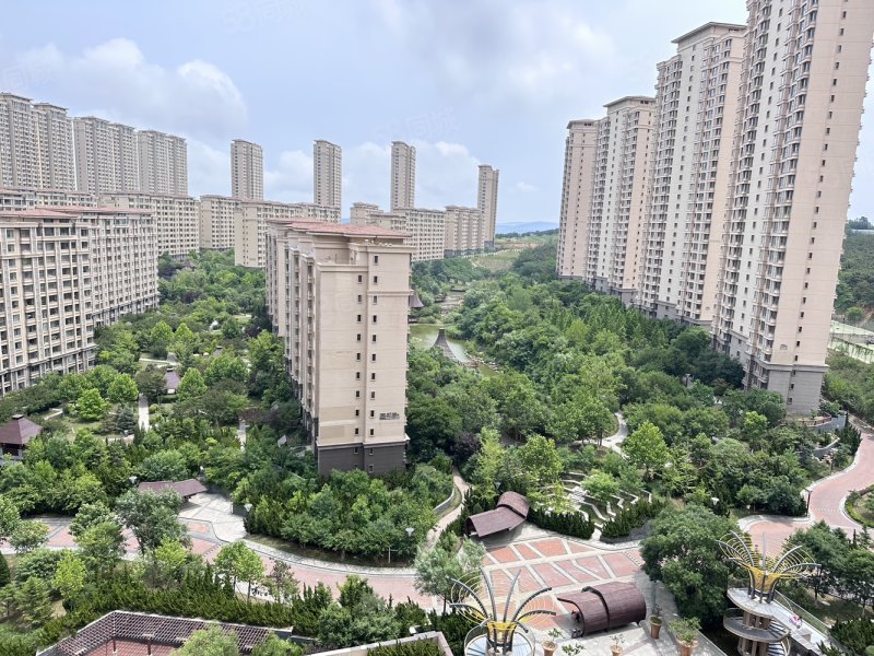 华发新城业主想尽快出手119平精装修家具齐全67万楼层好急急