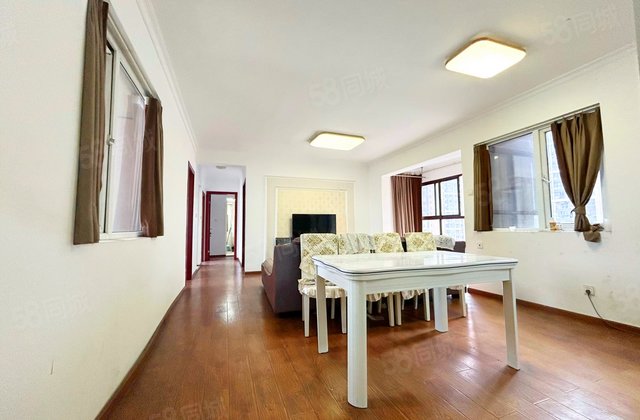 新城吾悦广场4室2厅106.94㎡140万二手房图片