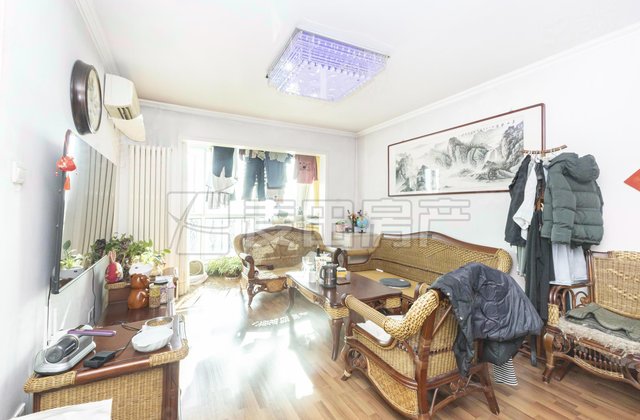 时雨园(蓝靛厂)2室1厅105㎡900万二手房图片