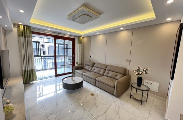 金桂园3室2厅102㎡97万二手房图片