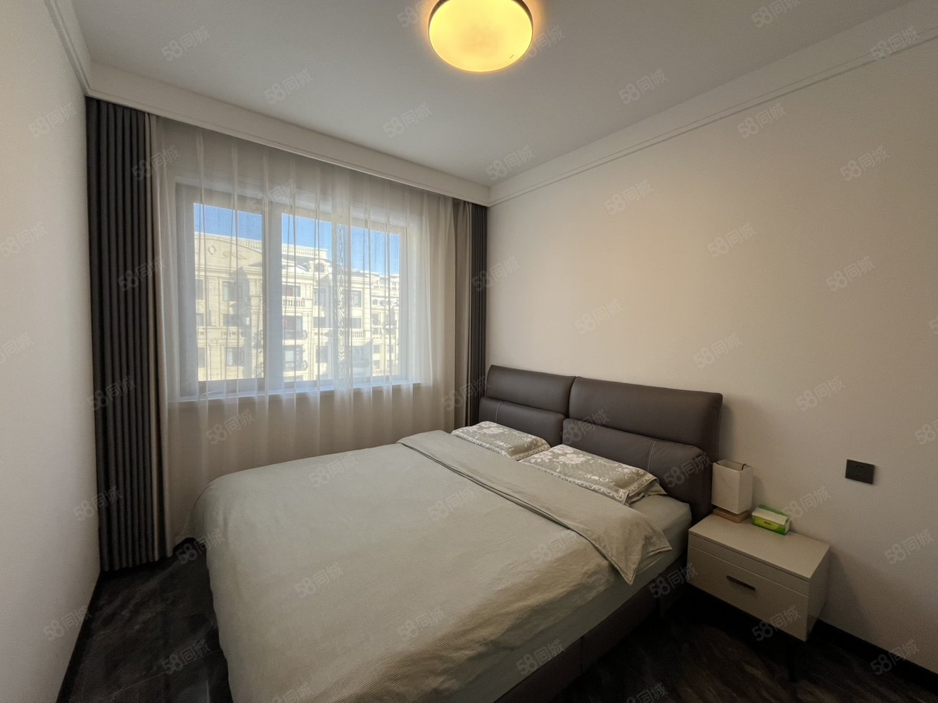 山语城3室2厅2卫115㎡南北86.8万