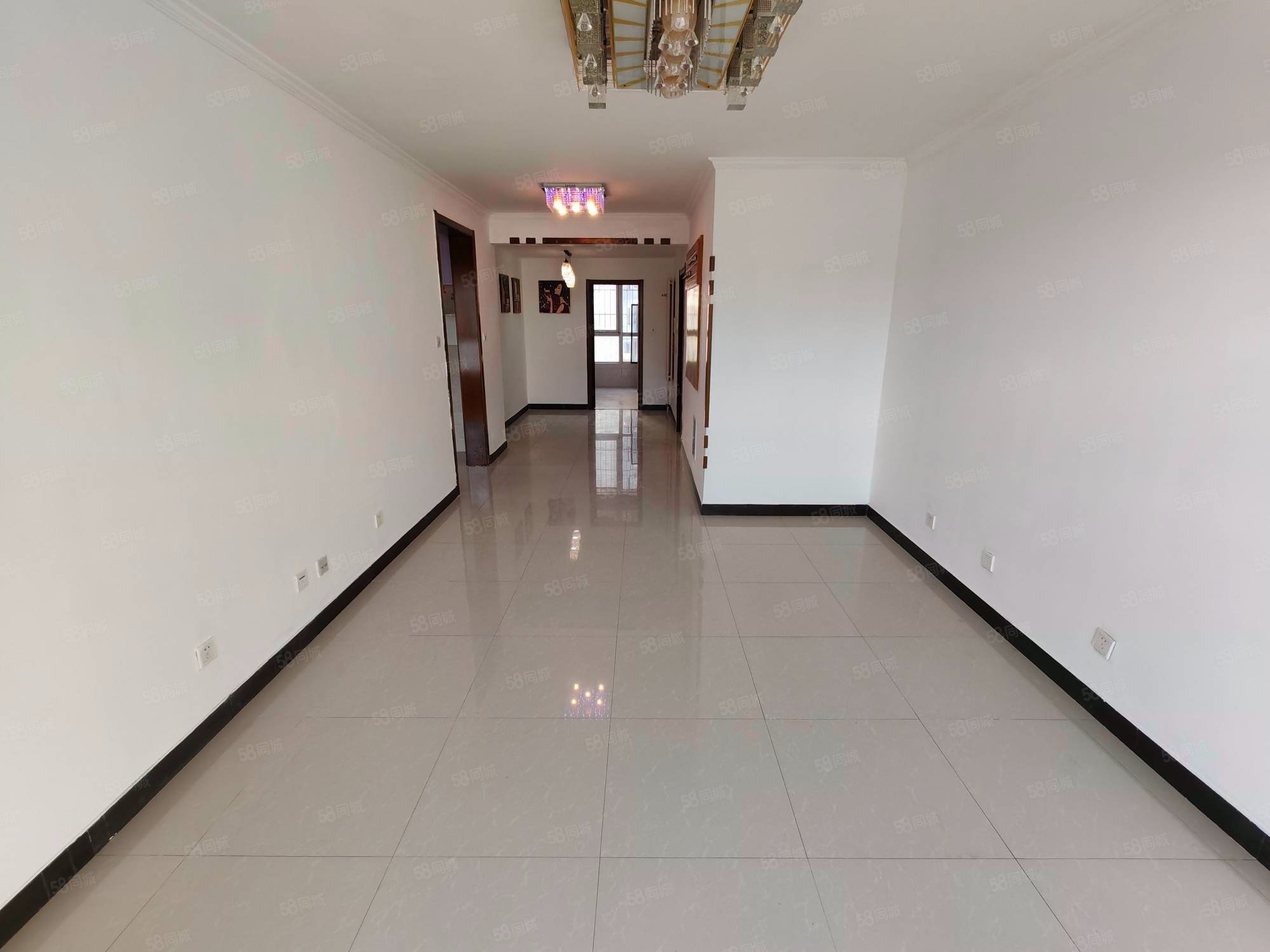 欣藝景園2室1廳1衛(wèi)88.81㎡南北390萬(wàn)