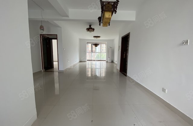 二中南邻 三叶草户型，书香东郡 海德公园带车位储藏室