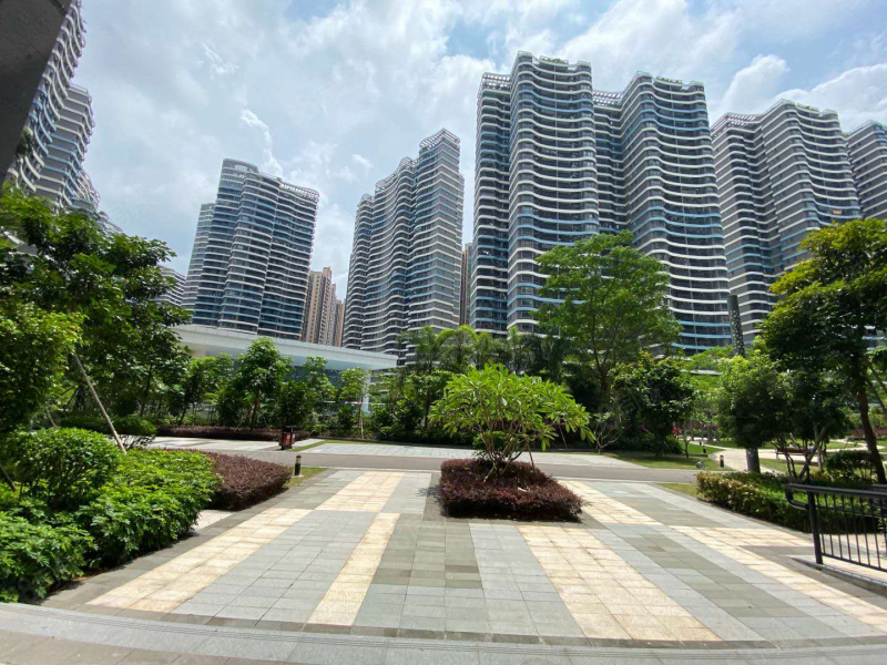 1万 御城金湾 精装大三房