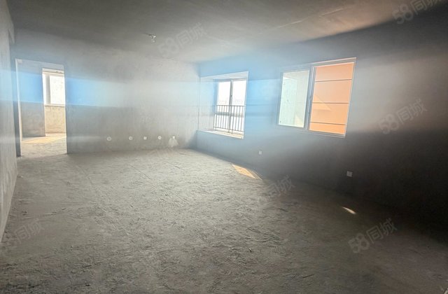 帝佳尚城3室2厅119㎡50万二手房图片