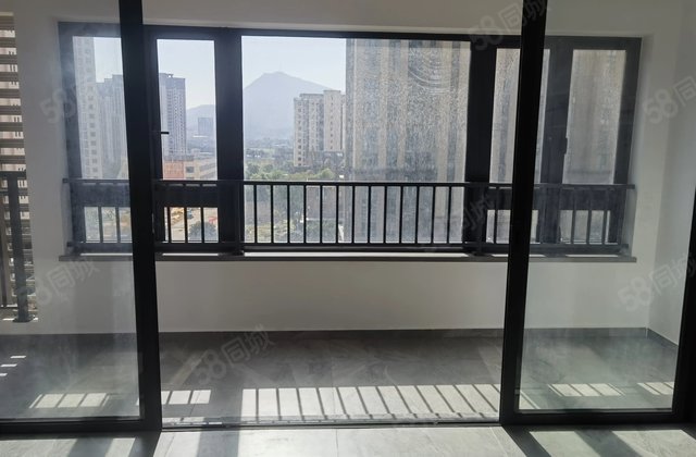 建发融创和鸣兰溪4室2厅143㎡189万二手房图片