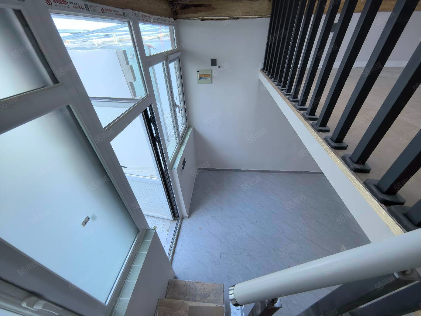 辛安里胡同小區(qū)1室1廳0衛(wèi)15.3㎡北200萬