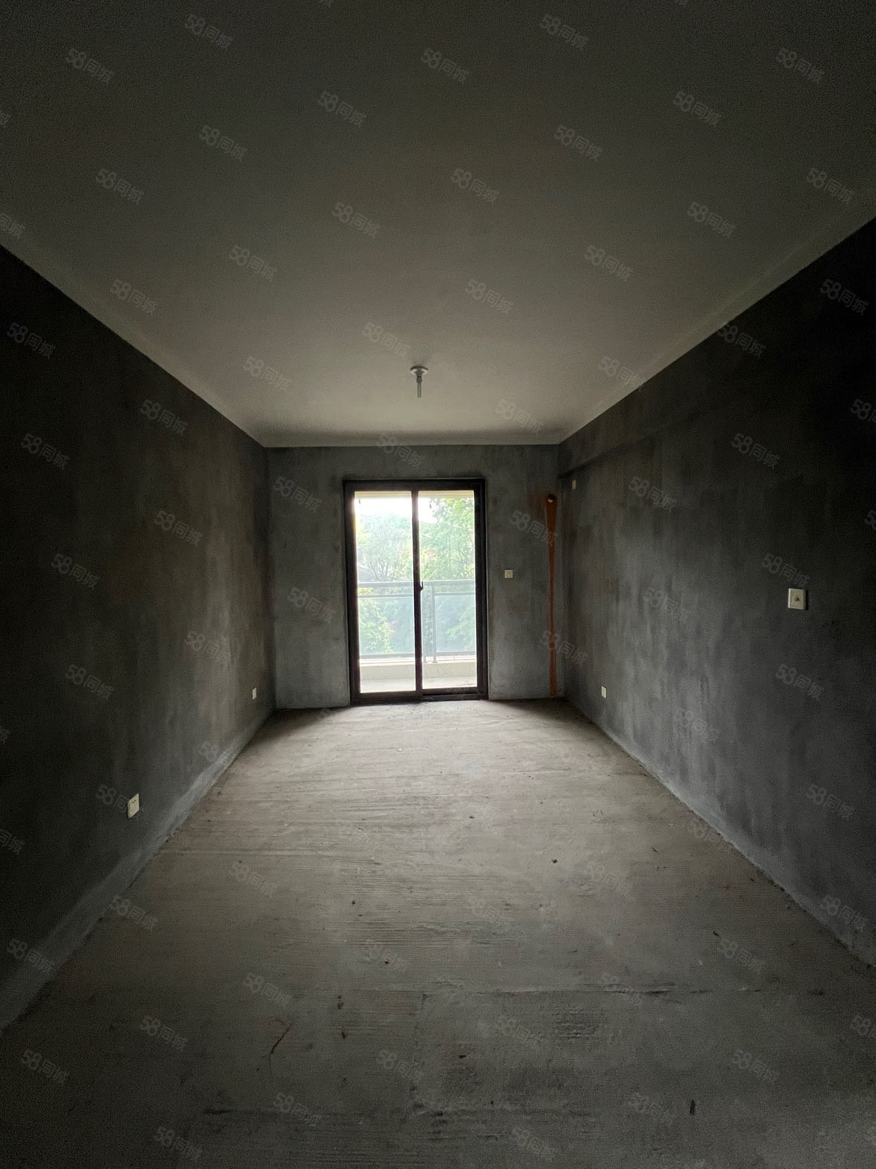 九润公馆2室2厅2卫127.05㎡东西100万