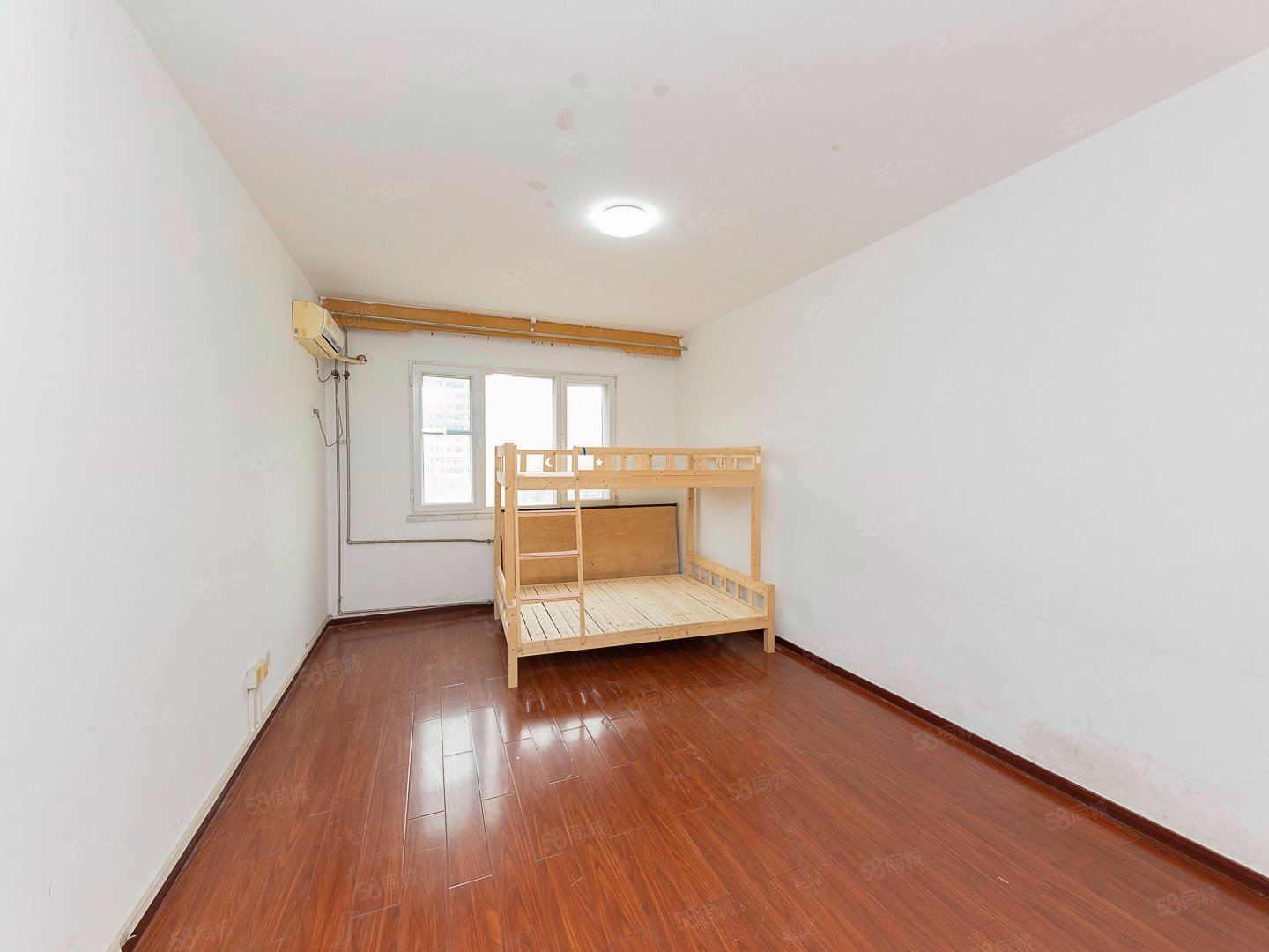 中興家園3室2廳2衛(wèi)172㎡東南1099萬