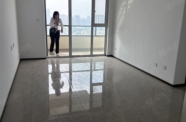 桃李天悦内部  房109平，低于售楼处价格仅有2套，手慢无