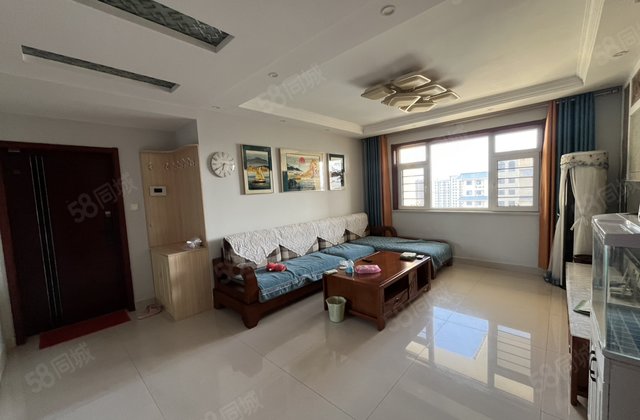 急售！湖南路一中旁，民生三室精装修，送储藏室随时看价格可谈！