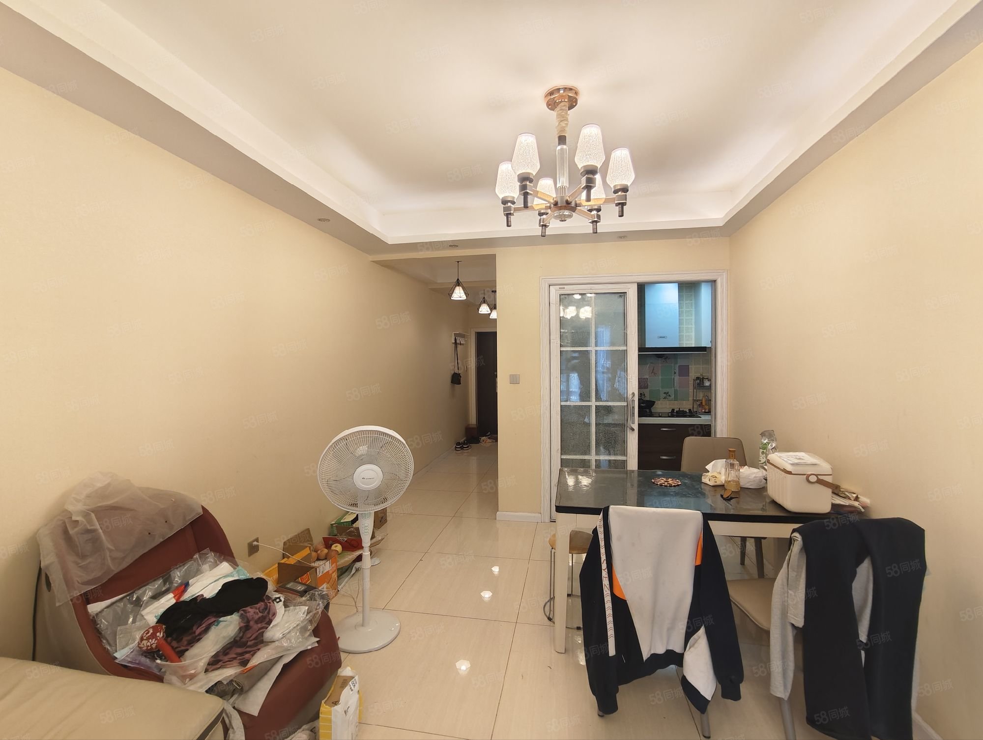 东正国际3室2厅1卫95㎡南北82万