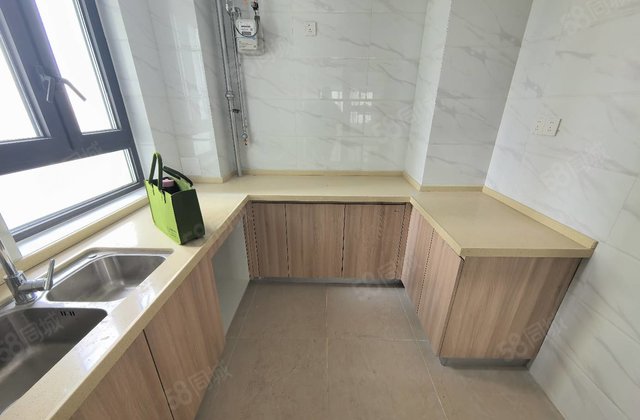 财干路路南85万！单价六千多楼层可选 走一手手续 碧桂园星汇