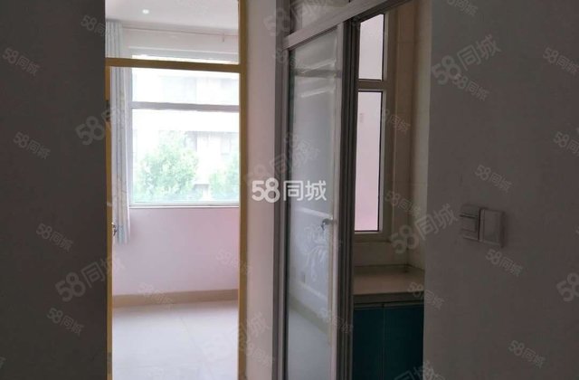 星光水晶丽城61平，3楼 30来万送储免大税