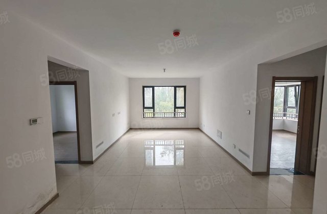 民生凤凰城十六号院 南向采光好 精装可拎包入住 小三房