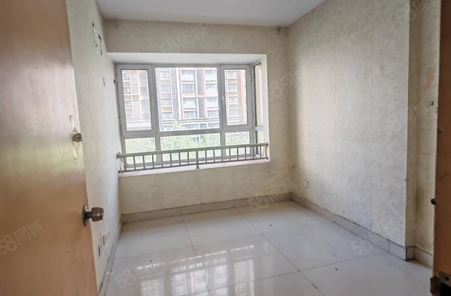 文轩 老一中 外国语 新东方龙湾双阳台带储带车位满二随时看房