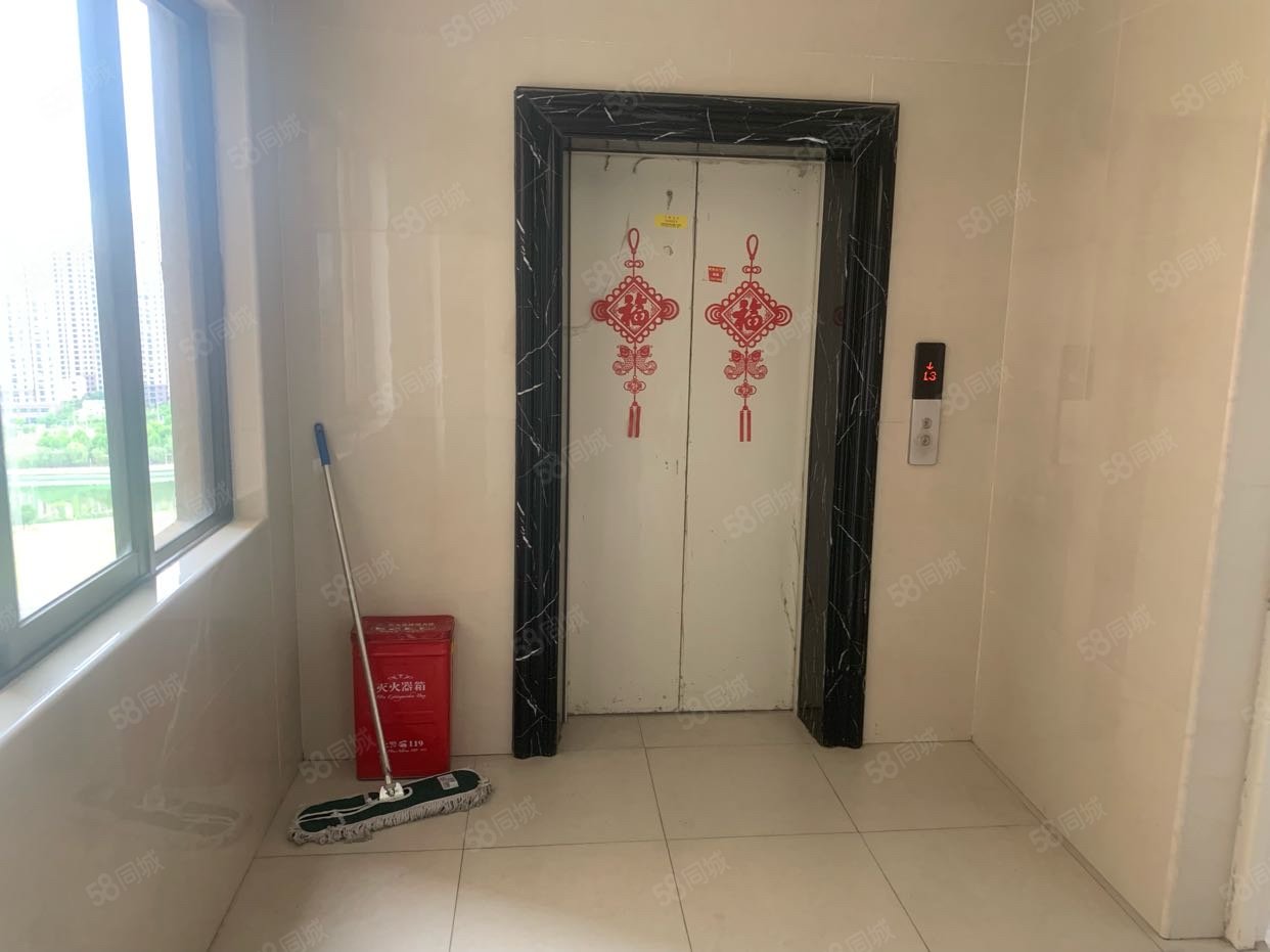 力标澴河壹号院3室2厅2卫108㎡南58万