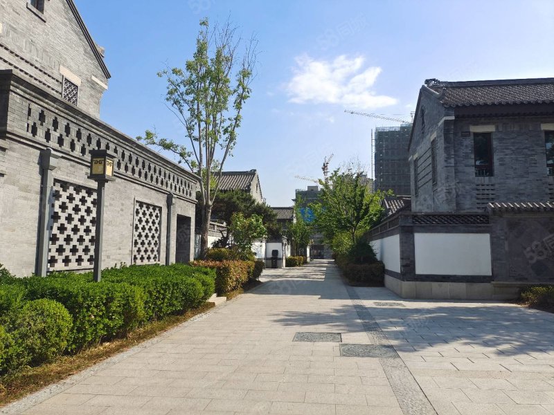 即墨古城四合院323平豪装1600万赠送负一360平