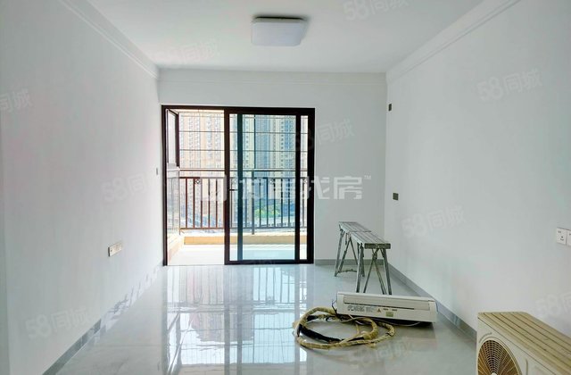 龙光天瀛2室2厅71.2㎡80万二手房图片