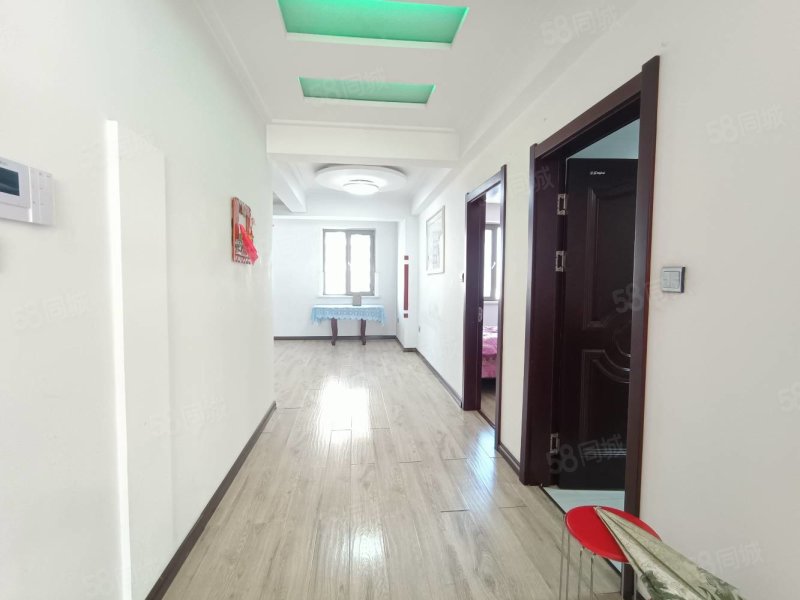 五中十一小金城国际电梯七楼个人家装市中心位置可贷款