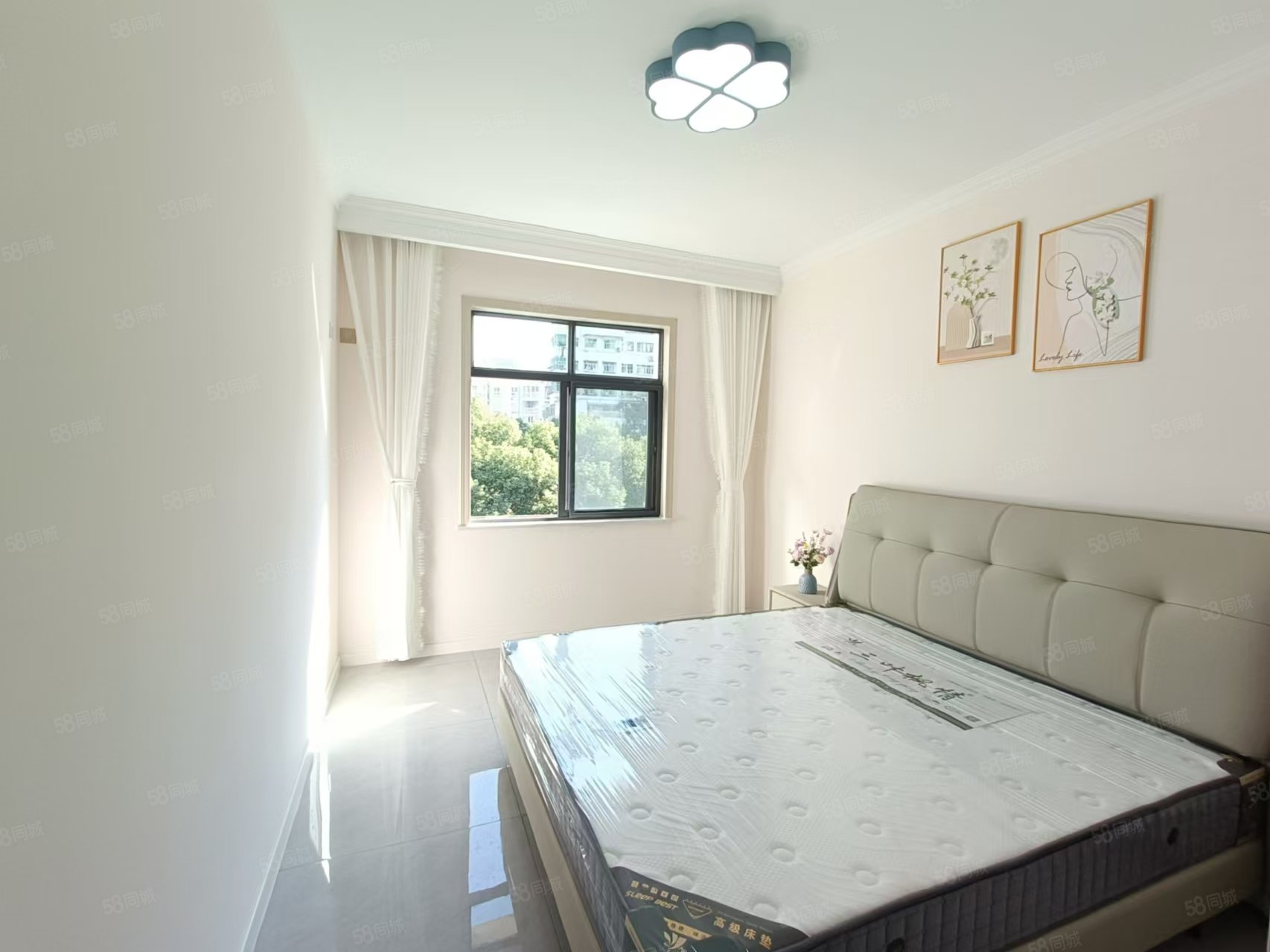 佳梦苑3室1厅1卫80㎡东33.8万