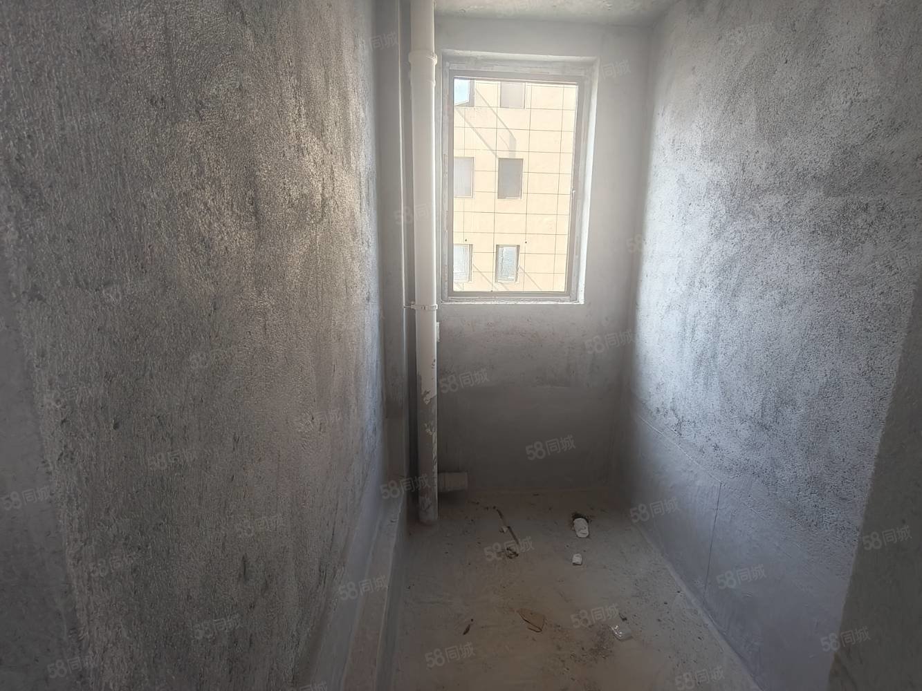 香园丽舍3室2厅1卫120㎡南北65万