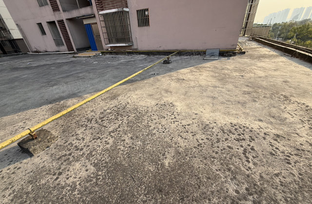 金霖华庭3室2厅131㎡45万二手房图片