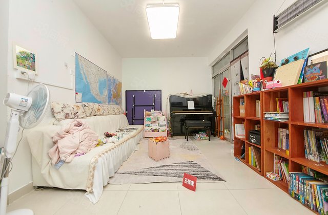 园岭新村3室2厅84.33㎡558万二手房图片