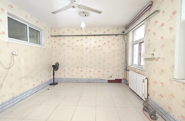 不是顶楼，阳明，实验，金城小区北区，砖瓦二厂家属院，送储