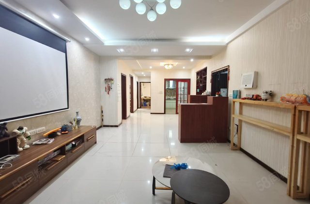 AAA花园3室2厅135.54㎡93万二手房图片