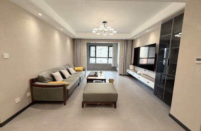 莲湖新城！昌润莲城！东昌壹号院！边户！装修未住！带车储