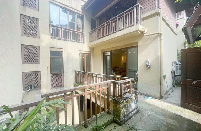 龙湖小院青城4室2厅82.08㎡95万二手房图片