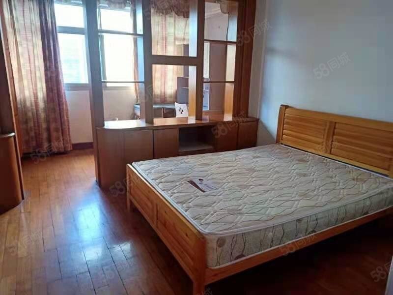 十堰人民小学家属楼2室2厅1卫75.11㎡南北55万