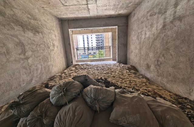 时代尚品4室2厅125.79㎡118万二手房图片